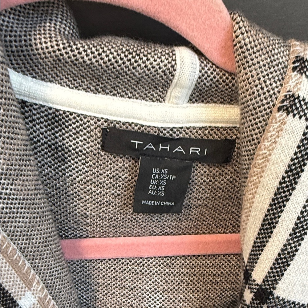Tahari Beige Plaid Hooded Cardigan - Picture 2 of 4